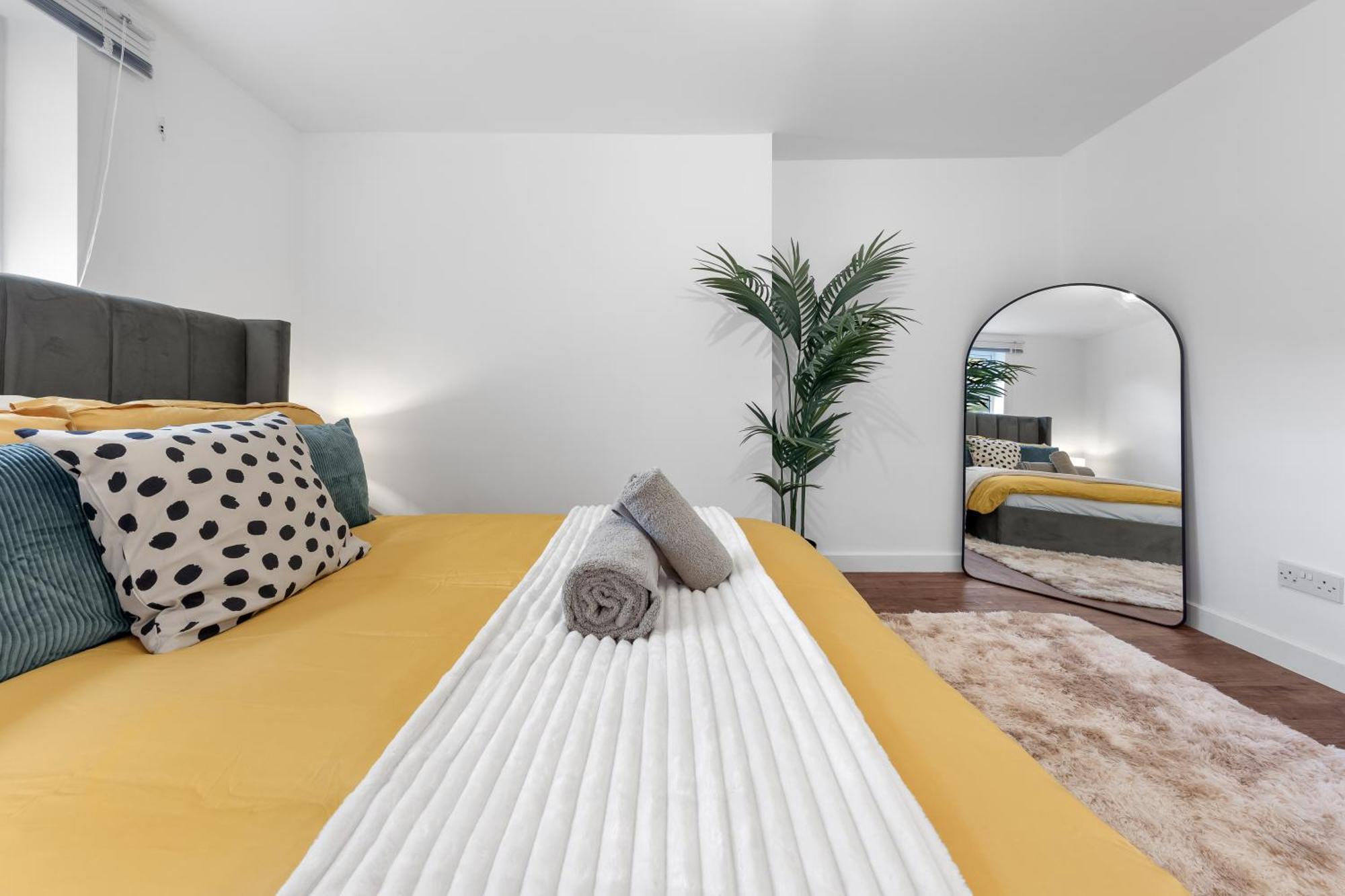 Апартаменты Modern 2Br Near Tower Bridge Лондон Экстерьер фото