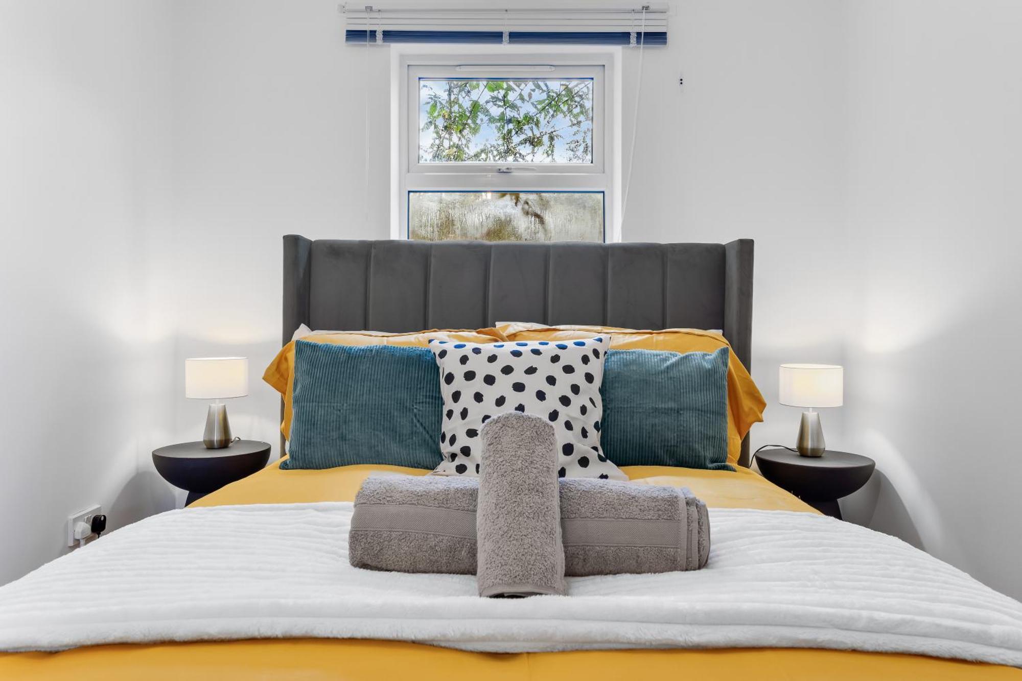 Апартаменты Modern 2Br Near Tower Bridge Лондон Экстерьер фото